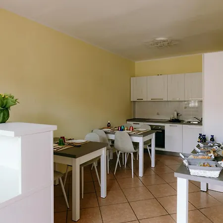 Le Risaie Nocleg ze śniadaniem Asigliano Vercellese